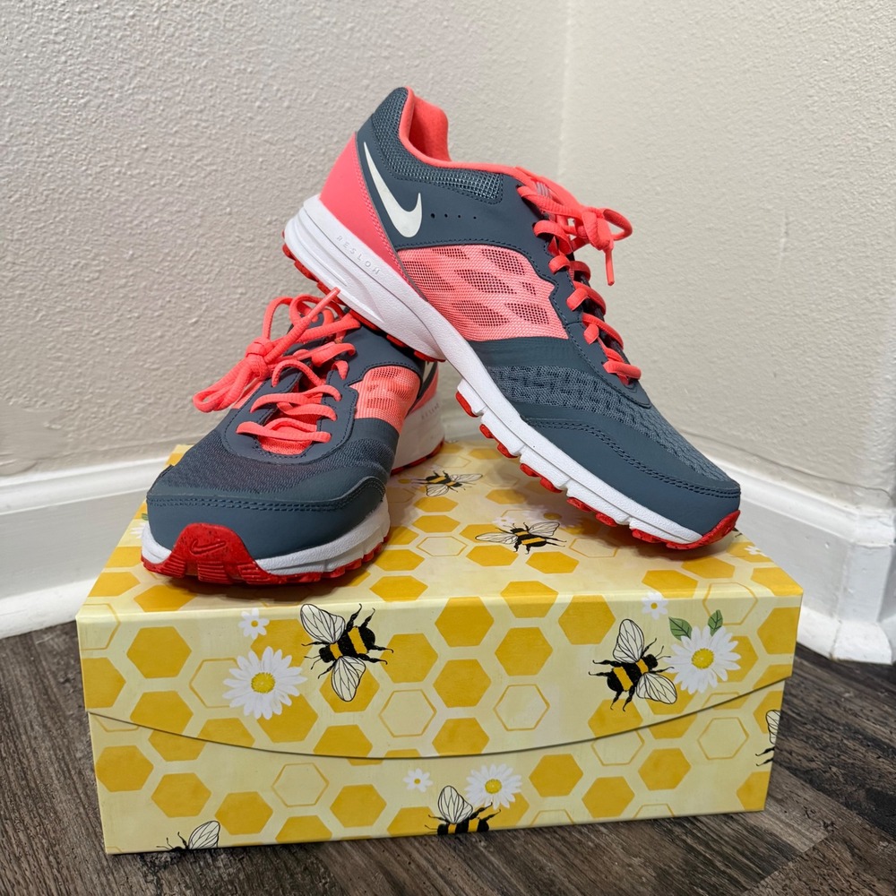 Nike Air Relentless 4 Womens Running Shoes Grey Pink 684042-403 Size 9.5